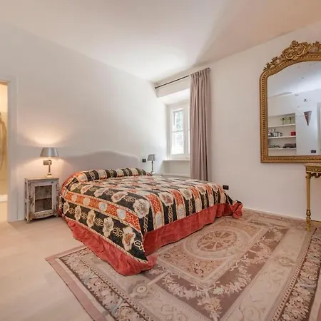 Daire Super Equipped Fine Elegant Colosseum *